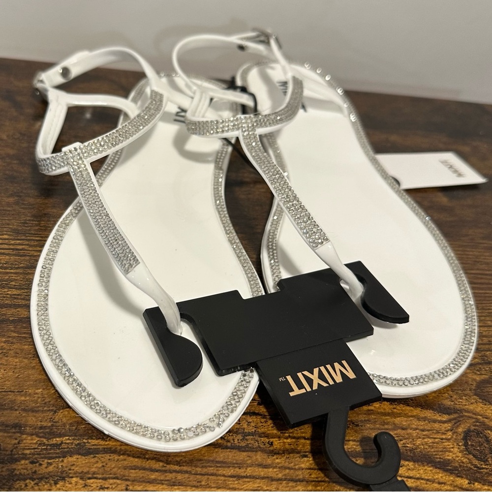 Mixit Women’s White Rhinestone Ankle Strap Flat Sandals NWT Size 6